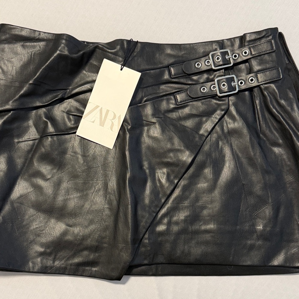 ZARA Black Faux Leather Buckle Wrap Mini Skirt